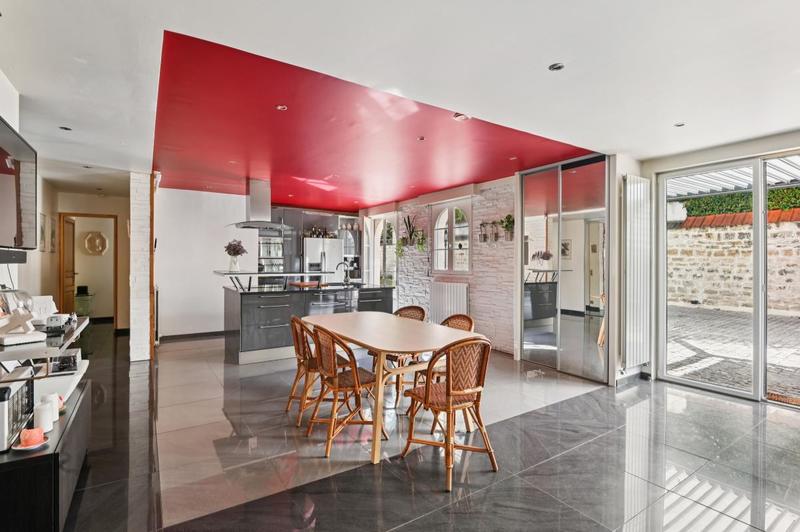 Appartement - 178 m² - 5 pièces