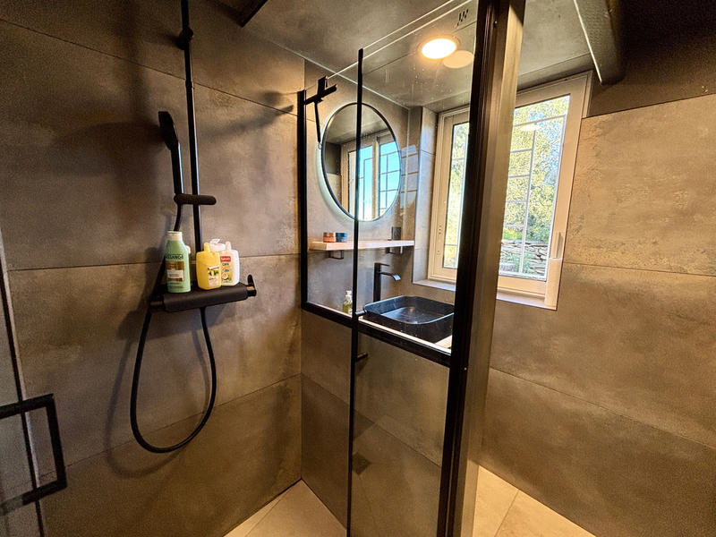 Maison - 177 m² - 7 pièces