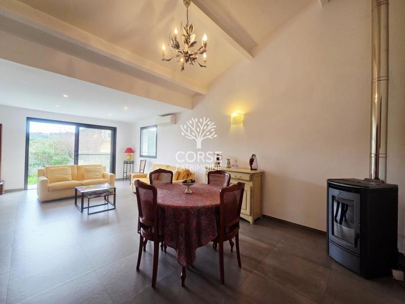 Maison de ville - 110 m² - 5 pièces