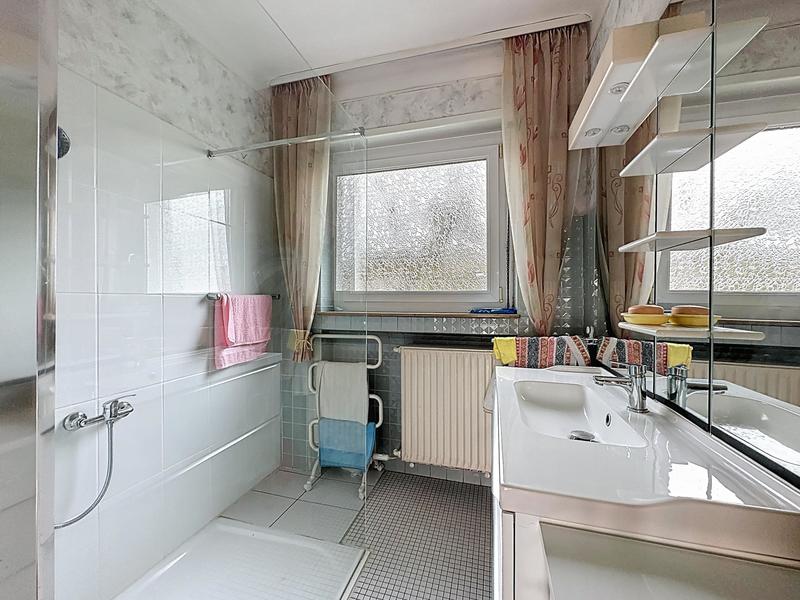 Pavillon - 107 m² - 5 pièces