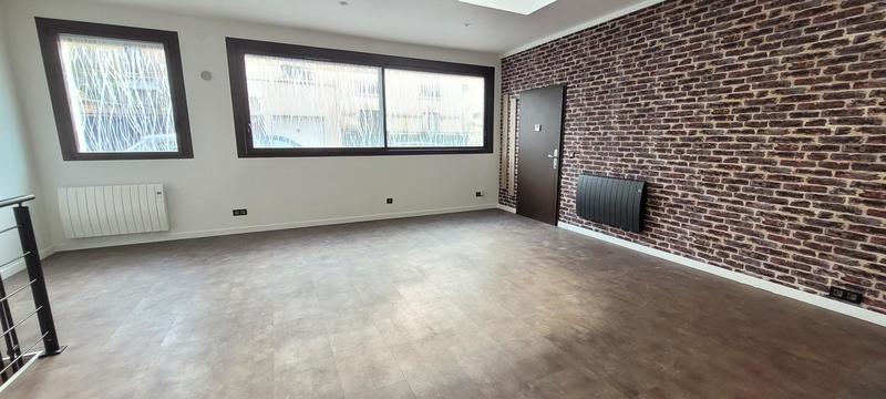 Loft - 59 m² - 2 pièces