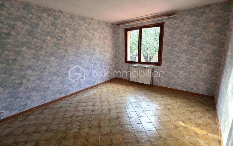 Maison traditionnelle - 176 m² - 7 pièces