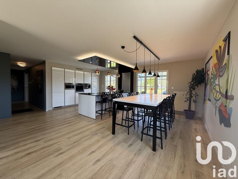 Maison - 149 m² - 7 pièces