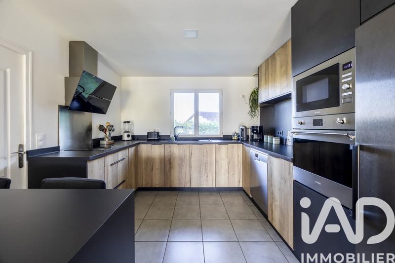 Maison - 99 m² - 4 pièces