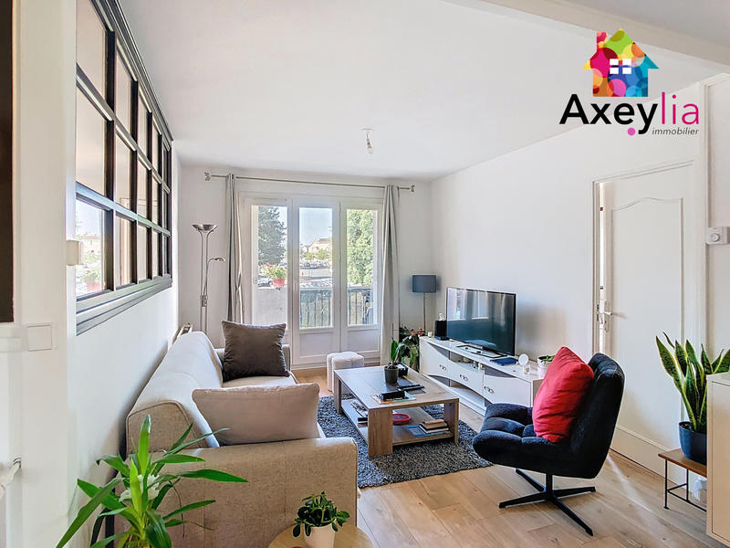 Appartement - 89 m² - 5 pièces