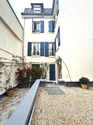 Appartement - 93 m² - 4 pièces