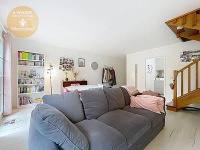 Maison - 81 m² - 5 pièces