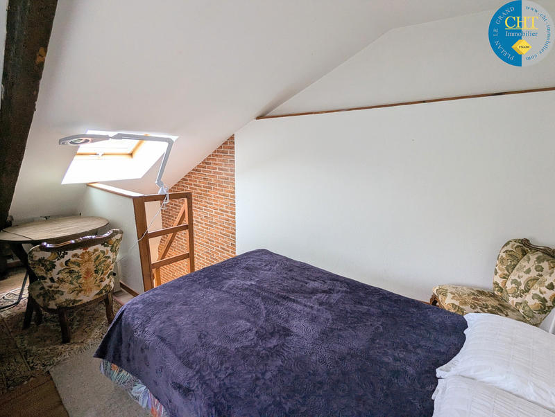 Appartement - 142 m² - 9 pièces