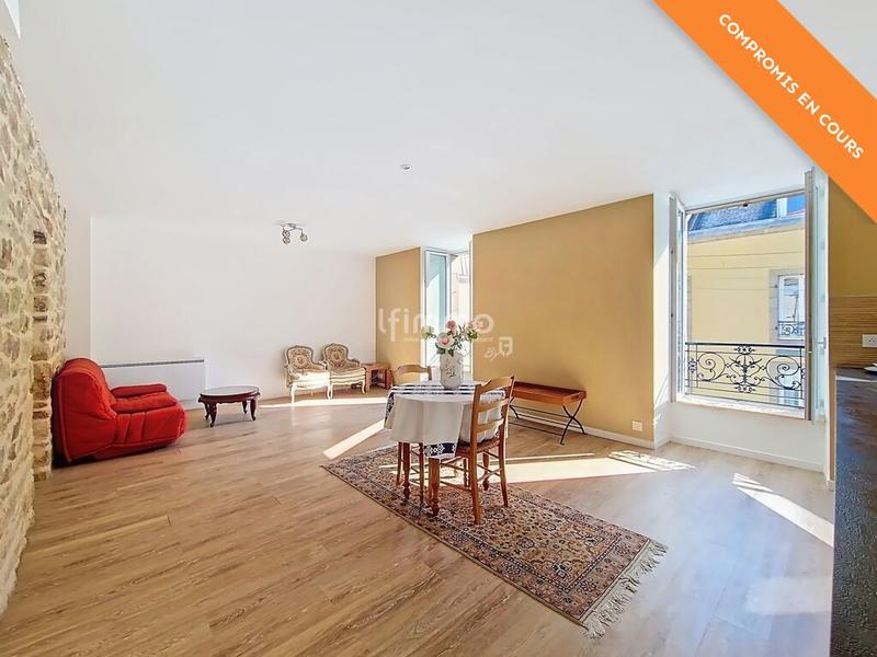 Appartement - 85 m² - 3 pièces