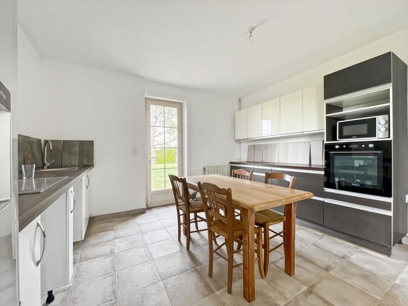 Maison - 257 m² - 10 pièces