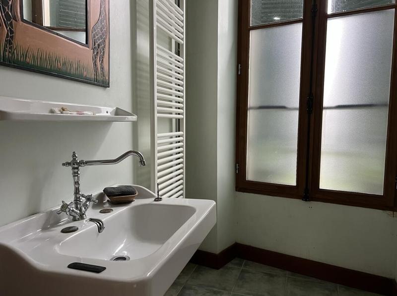 Maison - 262 m² - 9 pièces