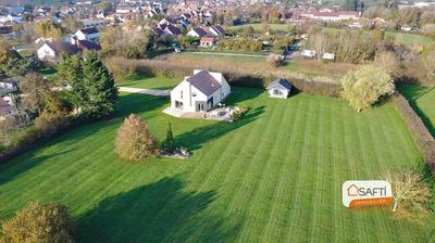 Maison - 180 m² - 7 pièces