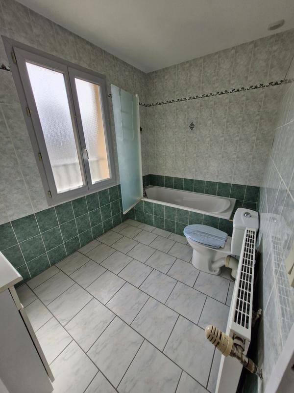 Maison - 92 m² - 4 pièces