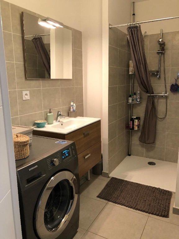 Appartement - 60 m² - 2 pièces