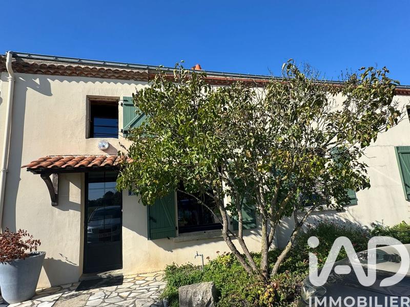 Maison - 217 m² - 6 pièces