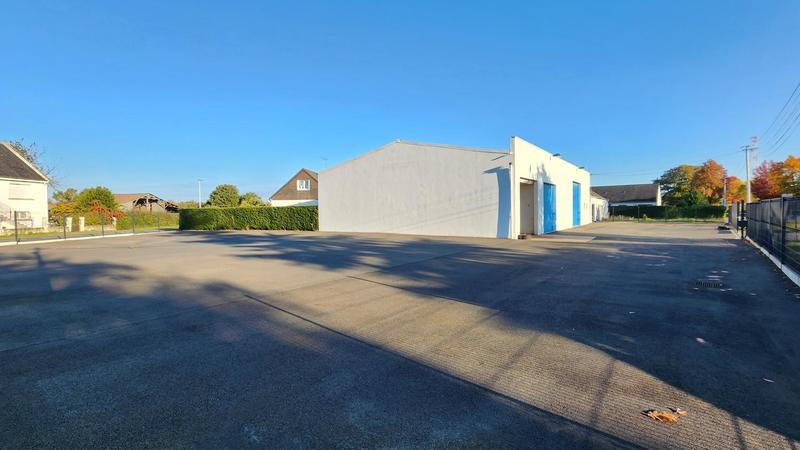 Local commercial - 445 m² - 3 pièces