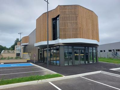 Local commercial - 308 m²