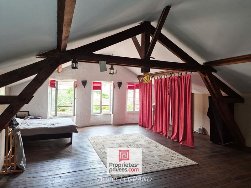 Maison - 450 m² - 12 pièces