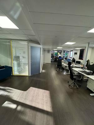 Bureau - 110 m²