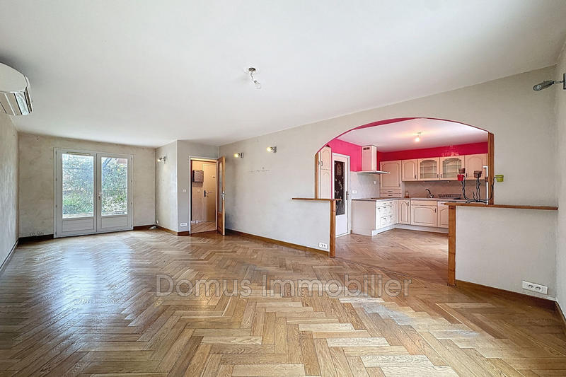 Maison - 93 m² - 4 pièces