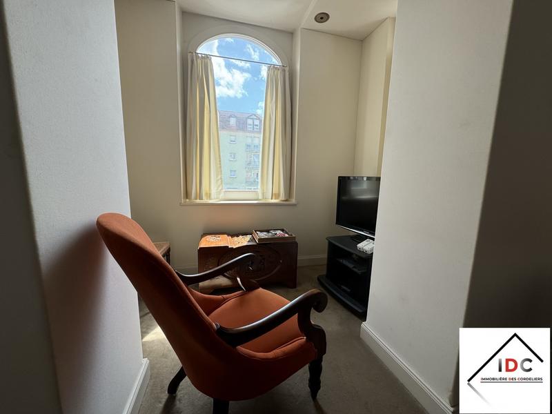 Appartement - 155 m² - 5 pièces