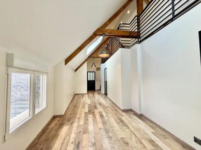 Maison - 186 m² - 7 pièces