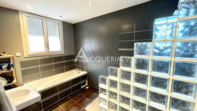 Loft - 100 m² - 4 pièces