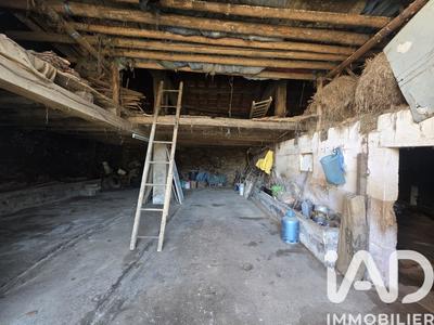 Maison - 97 m² - 5 pièces