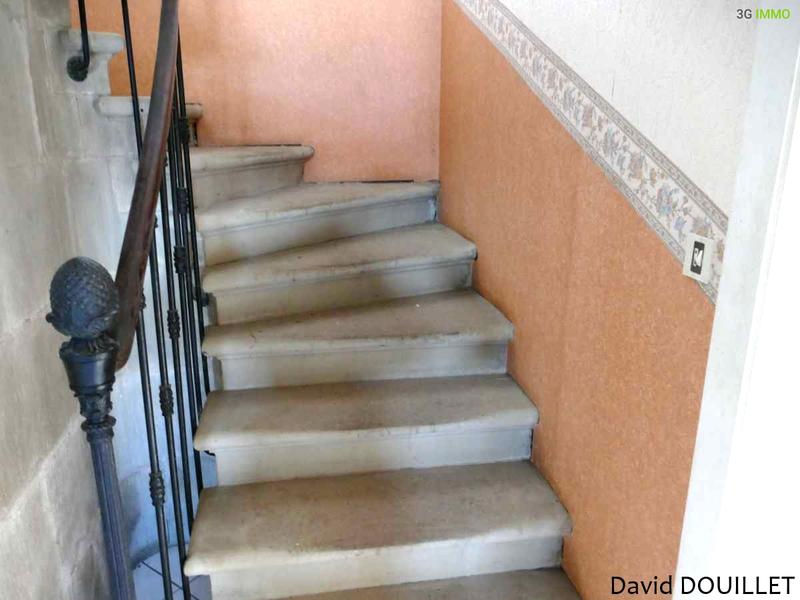 Maison - 225 m² - 9 pièces