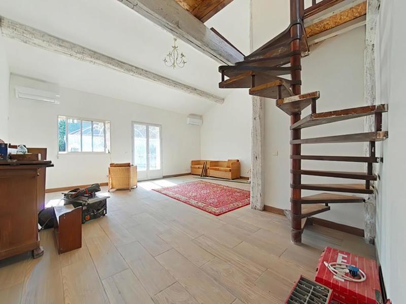 Maison - 516 m² - 7 pièces