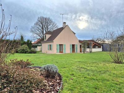 Maison - 96 m² - 4 pièces