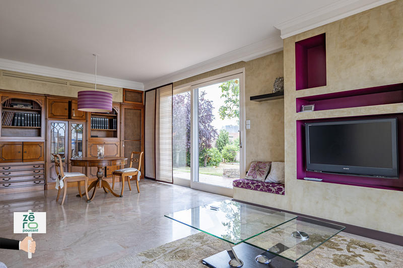 Maison - 161 m² - 5 pièces