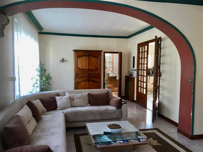 Maison - 170 m² - 6 pièces