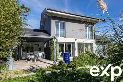 Maison - 144 m² - 4 pièces