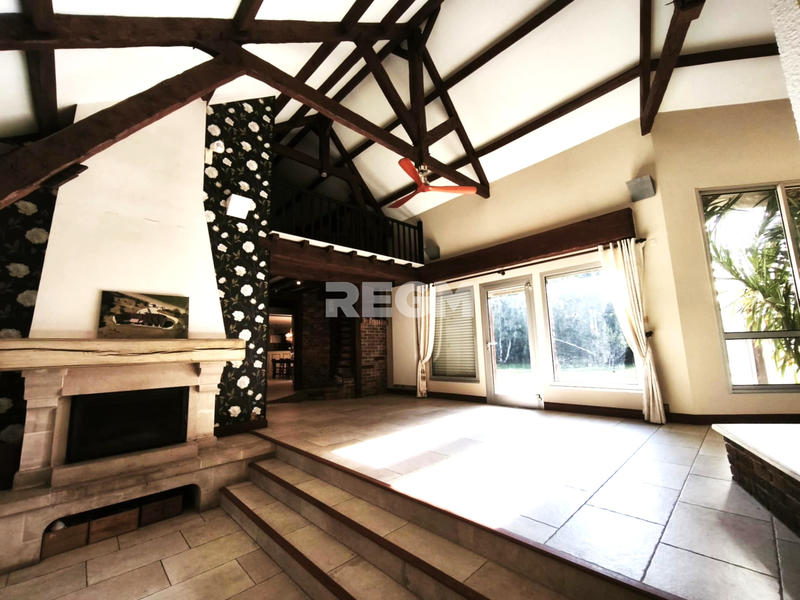 Maison de village - 292 m² - 6 pièces