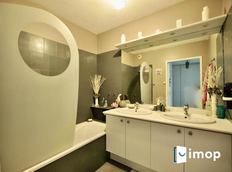 Appartement - 74 m² - 3 pièces