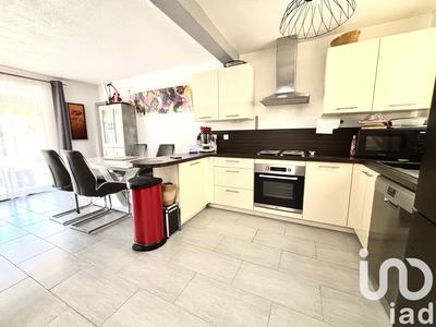 Maison - 72 m² - 4 pièces