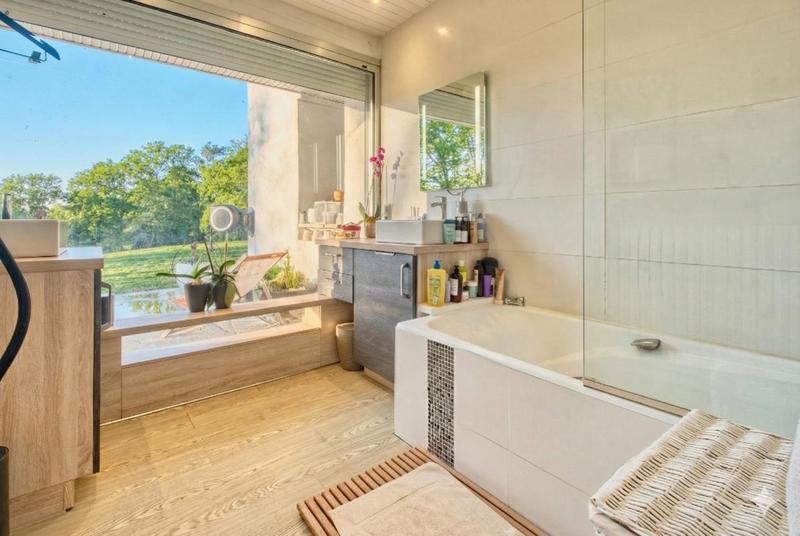 Pavillon - 135 m² - 6 pièces