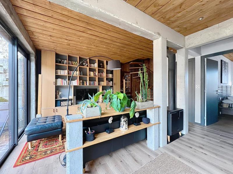 Maison d'architecte - 90 m² - 5 pièces