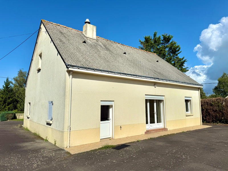 Maison - 96 m² - 5 pièces