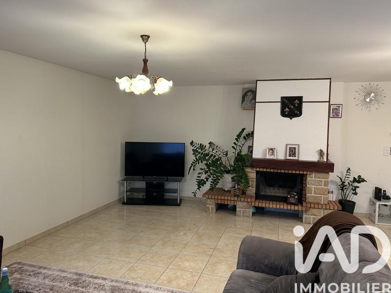 Maison - 243 m² - 7 pièces