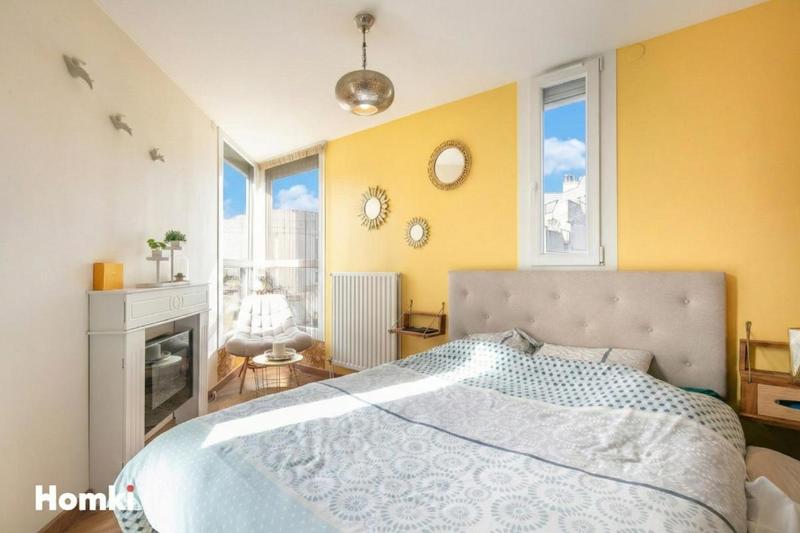 Appartement - 99 m² - 4 pièces