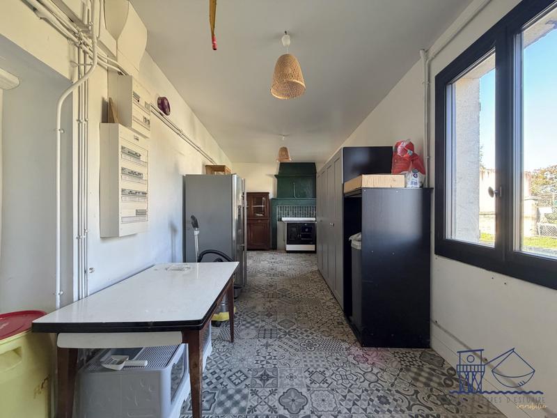 Maison ancienne - 330 m² - 7 pièces