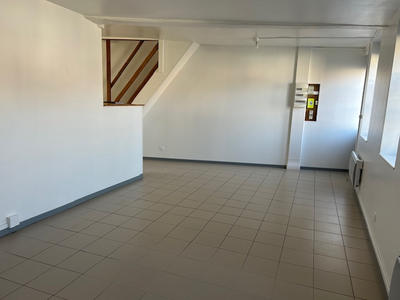 Maison - 77 m² - 6 pièces