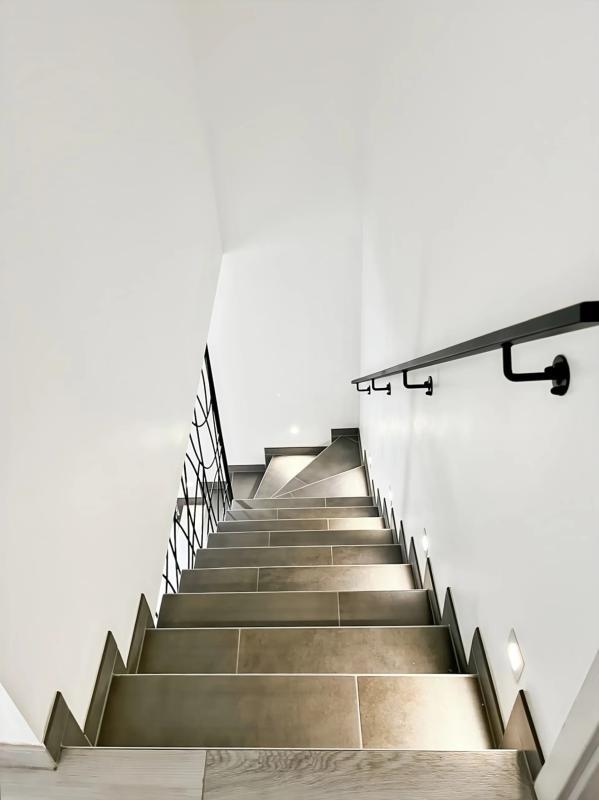 Maison - 96 m² - 5 pièces