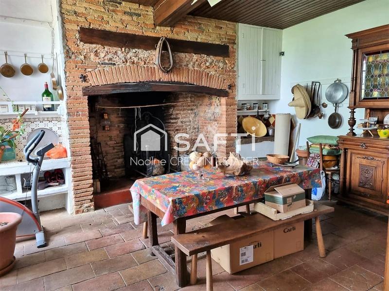 Maison - 400 m² - 11 pièces