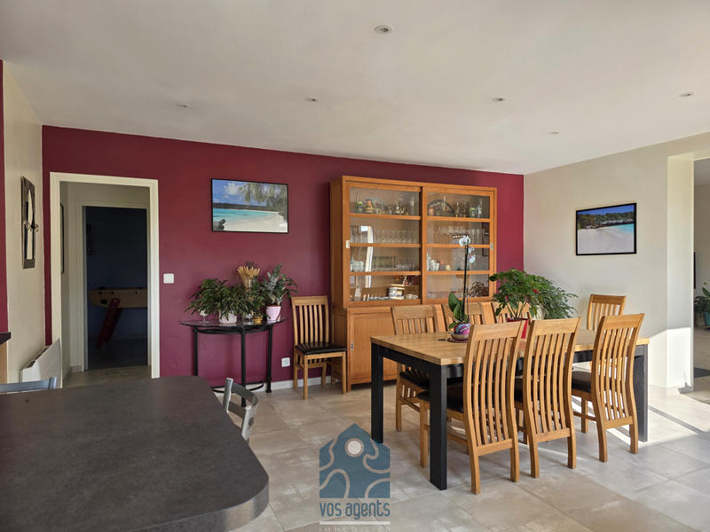 Maison - 175 m² - 6 pièces