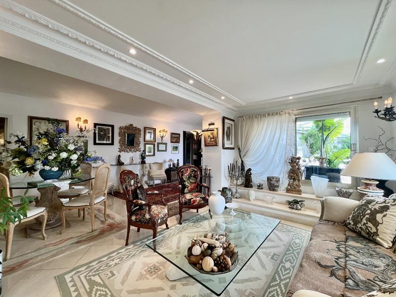 Appartement - 122 m² - 3 pièces