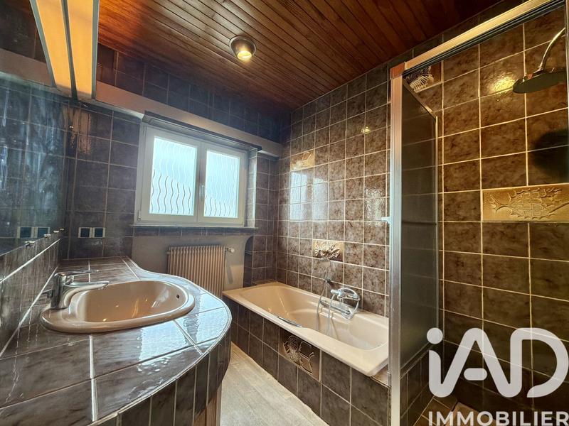 Maison de ville - 131 m² - 6 pièces