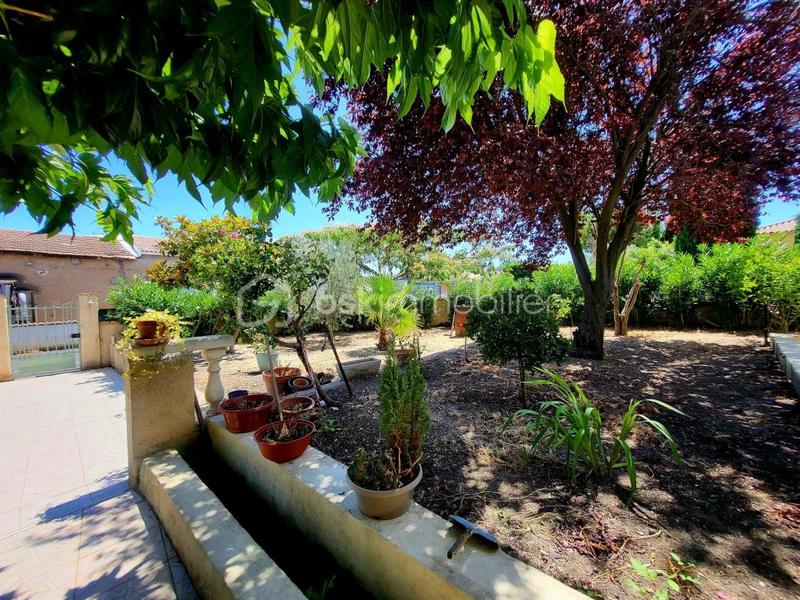 Maison - 180 m² - 7 pièces